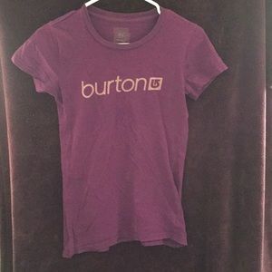 Women’s small purple Burton T-shirt